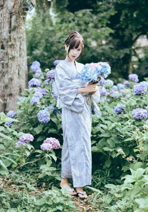 伸进内裤揉到高潮呻吟动漫图片-手机影院国语版高清