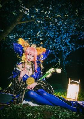 亚洲av色综成人网-手机影视未删减完整版