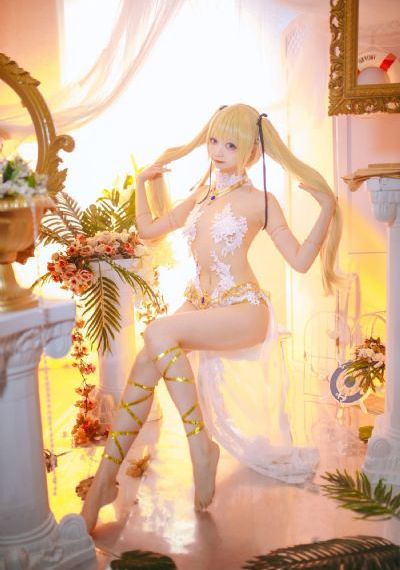 《我在开会他在下添的很爽视频乳》_原版加长免费高清观看