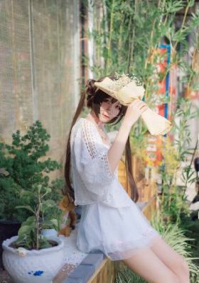 日韩美女午夜福利_粤语中字超清免费观看