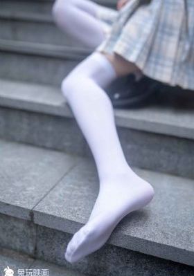 巩俐三级露全乳视频_中文字幕大全未删减版在线观看