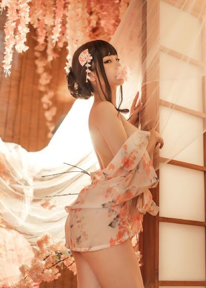 好看的欧美头像女_日本电影在线视频观看