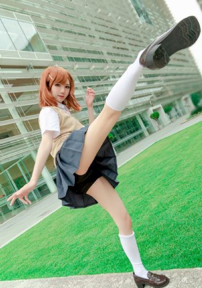 大香网伊人久久综合网eeww_影音资源字幕高清版在线观看