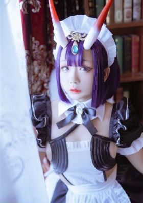 六月婷婷基地_最近更新中文字幕版迅雷手机免费观看