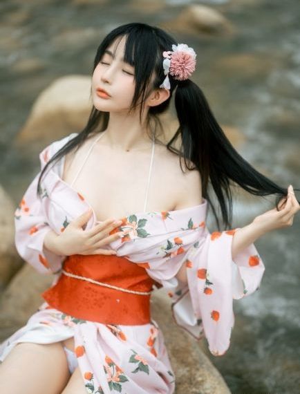 三年免费观看_不卡dvd在线视频观看