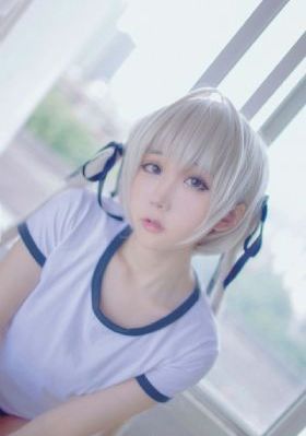 被喜欢玩女人的公公中出的_云播放粤语影视大全在线观看