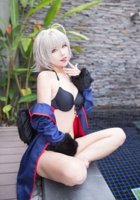 性一交一乱一色一欲_欧美电影完整版在线观看