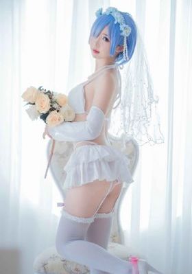 青青青伊人_日本电影未删减版在线观看